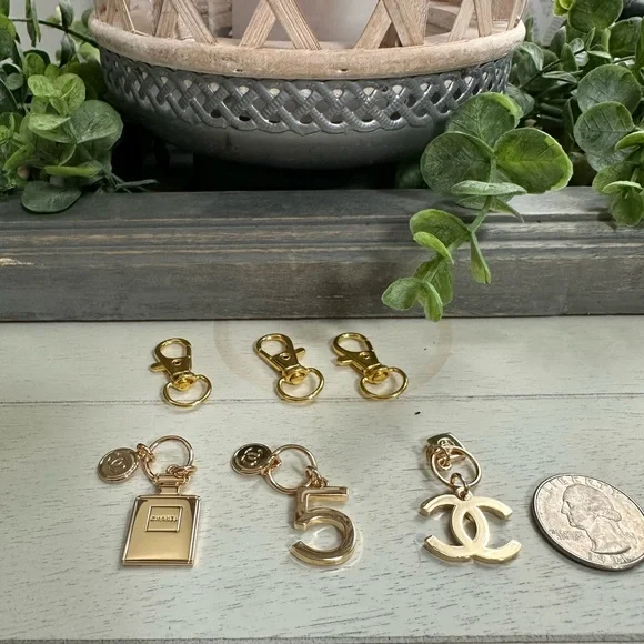 Gold CC Bag Charm Set - Picture 4 of 4